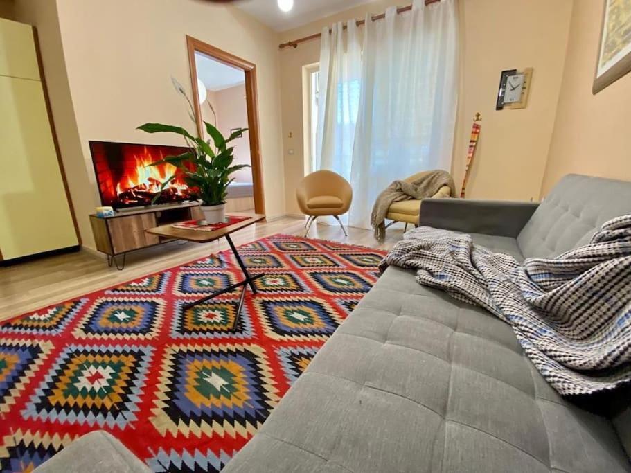 *Heart Of New Bazaar 1 Bed Apt* Apartman Tirana Kültér fotó