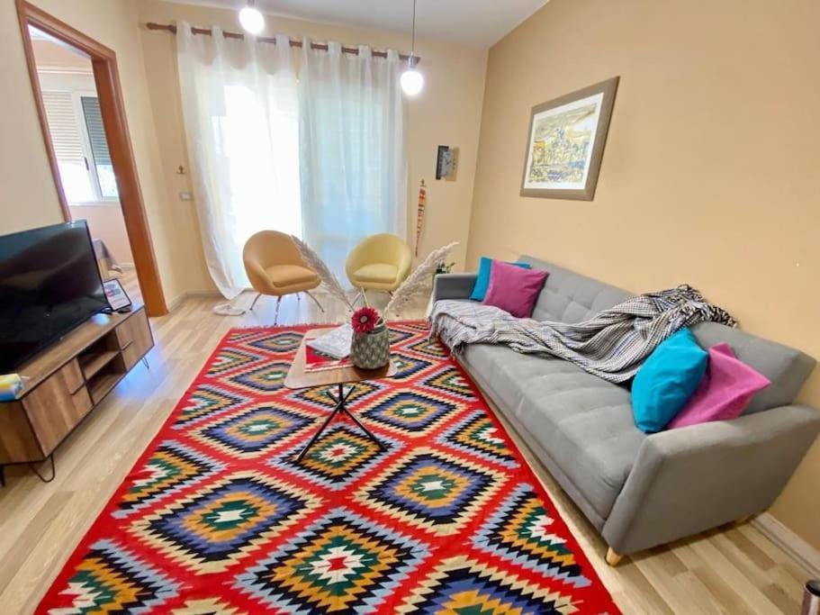*Heart Of New Bazaar 1 Bed Apt* Apartman Tirana Kültér fotó